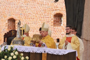 biskup jan kopiec na skałce